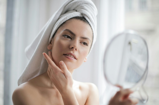 Maquillaje Consciente: Porque Tu Piel Merece Más Que Solo Verse Bien